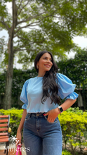 Cargar imagen en el visor de la galería, Blusa Bárbara

