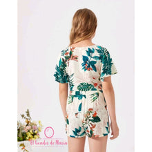 Cargar imagen en el visor de la galería, Conjunto Beige con Flores Verdes
